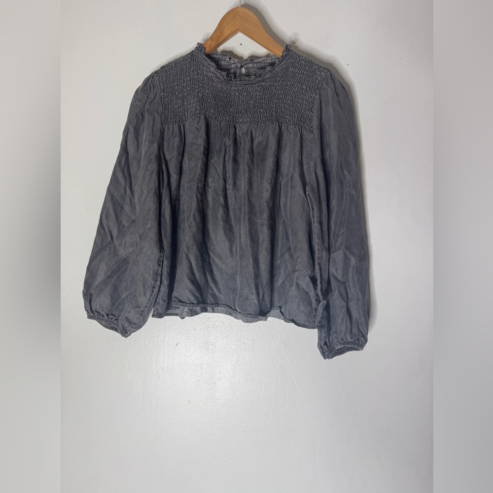 Zara Medium Gray Baby Doll Blouse Puff Sleeves‎ Smock Chest
